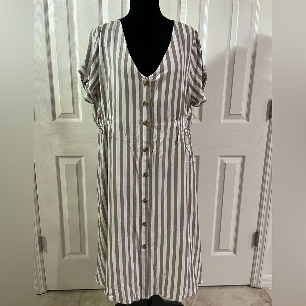 Isabel maternity dress